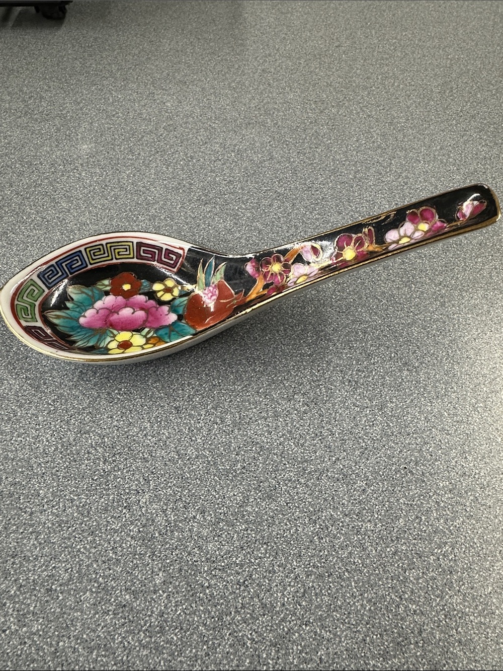 Vintage 1960s Floral Porcelain Chinese Soup Spoon